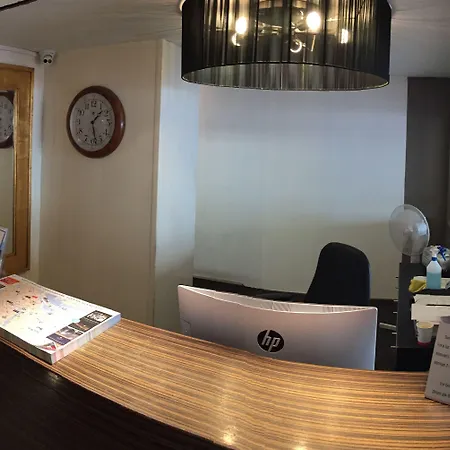 Hotel De Herbert - Newly Renovated 3*