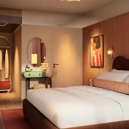 De Herbert - Newly Renovated 3*