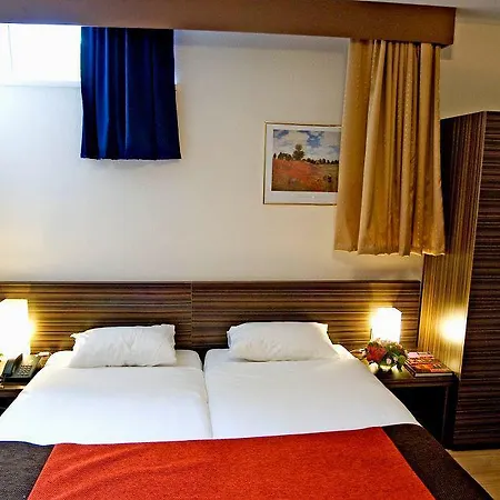 Hotell De Herbert - Newly Renovated 3*